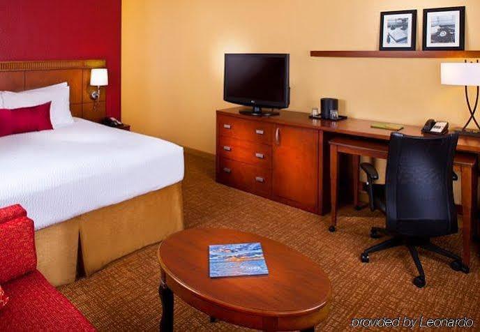 Courtyard Tampa Westshore/Airport מראה חיצוני תמונה