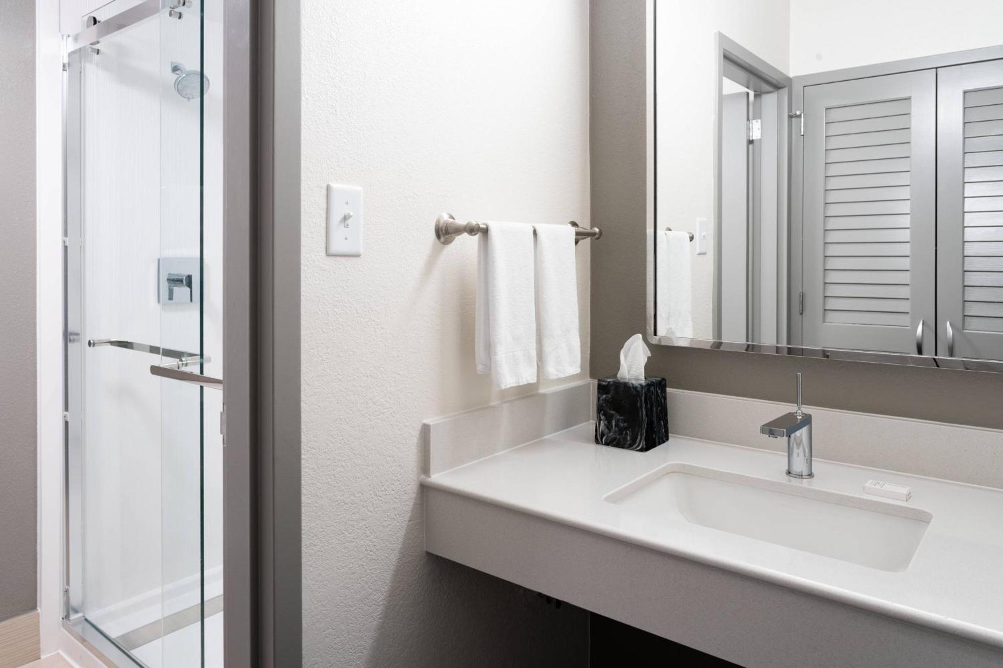 Courtyard Tampa Westshore/Airport מראה חיצוני תמונה