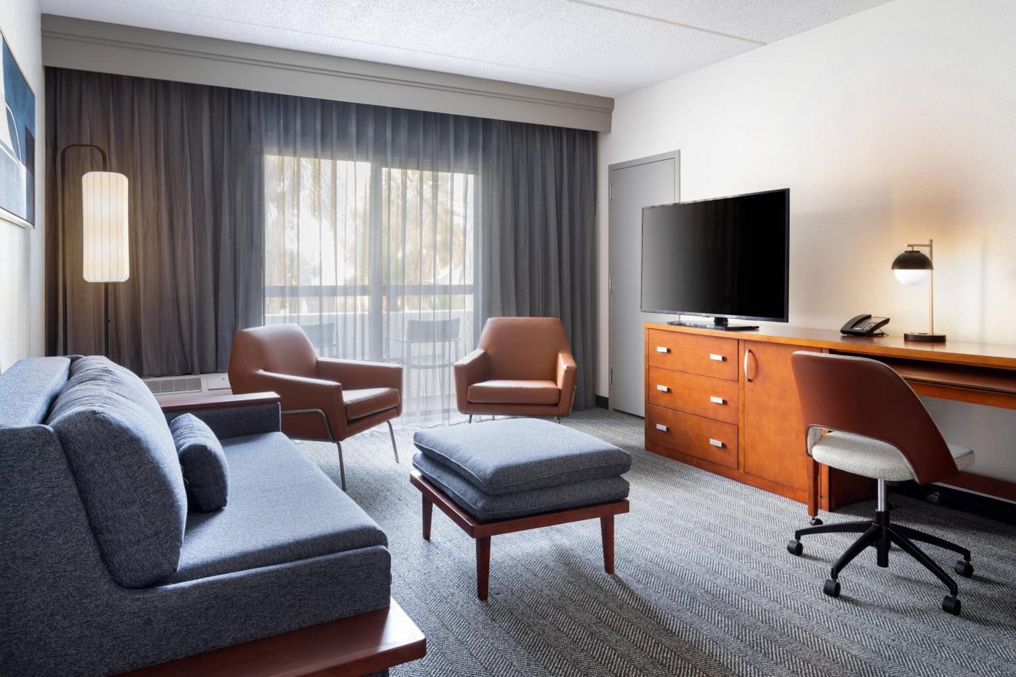 Courtyard Tampa Westshore/Airport מראה חיצוני תמונה